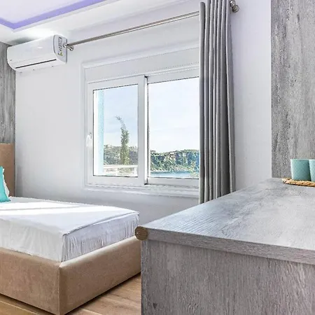 Hi'mare Sea View 1 - Parking And Kitchen